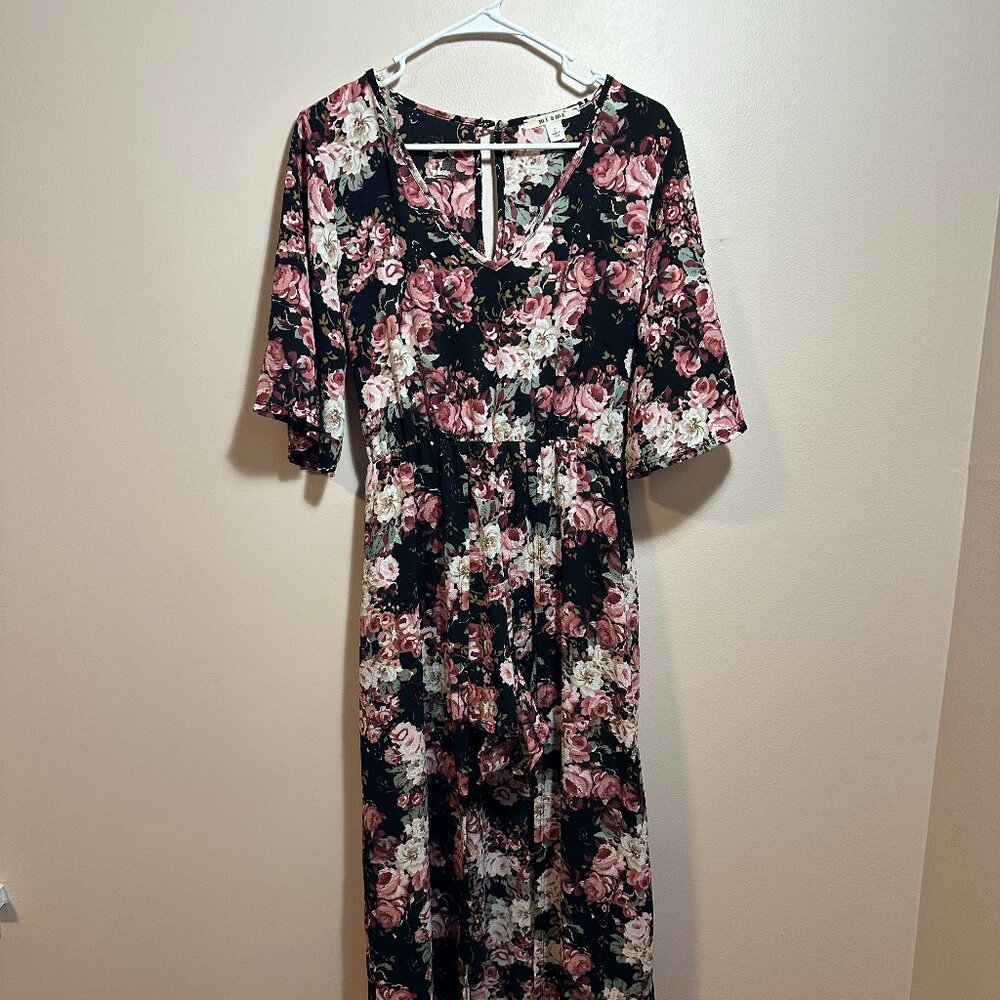 Francesca's Floral Romper with Train. Size L